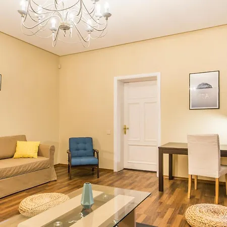 Charming Spacious 3 Bedroom In Old Town Apartmán *