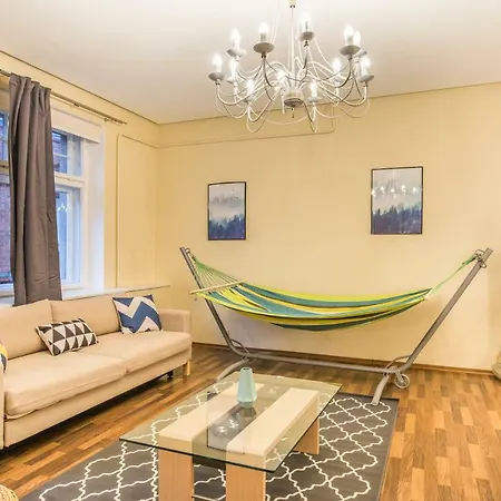 Charming Spacious 3 Bedroom In Old Town Апартаменты *