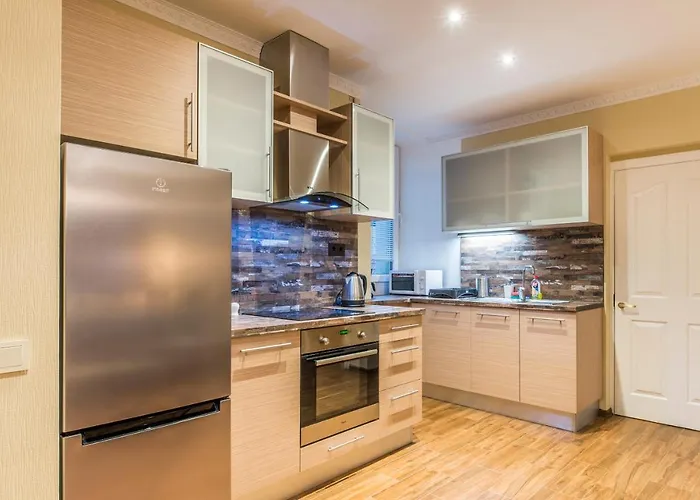 Charming Spacious 3 Bedroom In Old Town Apartment Riga