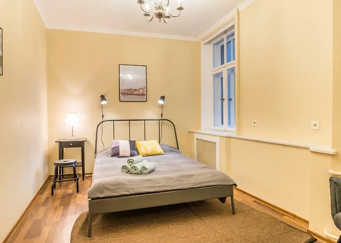 Charming Spacious 3 Bedroom In Old Town