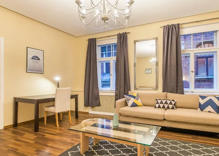 Charming Spacious 3 Bedroom In Old Town Dzīvoklis